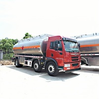 Camion de transport diesel FAW neuf, poids lourd, 8x4, capacité 30 000 litres, état neuf, bon prix pour le stockage d'huile