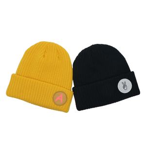 Custom High Quality Yellow Black Plaid <b>Golf</b> <b>Beanie</b> Winter Sports <b>Beanie</b> Pom Pom Warm Stylish Digital Fashionable Cotton Beach - Product Image 1