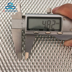 Chất Lượng Cao Nhôm Thép Kim Loại Nặng Kéo Dài Kim Cương Lưới Sắt Dây Lưới Đồng Bằng Dệt Mở Rộng Đục Tùy Chỉnh Cắt - Product Image 4