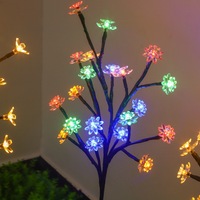 Lampu Bunga LED Tenaga Surya Cherry Azalea Daisy Anggrek Teratai Salju untuk Pesta Luar Ruangan Liburan Lanskap Taman Jalur Taman Keamanan Rumput