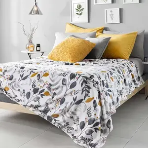 Manta Ligera con Estampado de Hojas Vianney, Rectangular, para Todas las Estaciones, Estilo Moderno - Product Image 3