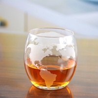 Verre à whisky personnalisé avec carte du monde gravée, design classique, écologique, compatible lave-vaisselle, style rétro