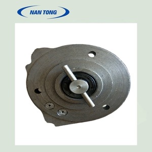 Pompe à huile Nan Tong pour machine à coller sur chaîne de montage, numéro de pièce 1710025 - Product Image 4