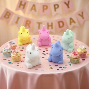 Mini jouet souple à presser de la série Kawaii 2026, en forme d'animal, jouet anti-stress en capsule, en matériau TPR, mignon pour enfants et adultes de 14 ans et plus - Product Image 1