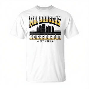 Camiseta Mr Rodgers Neighborhood Est 2025 con diseño de horizonte urbano - Product Image 2