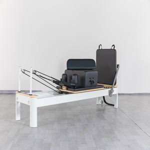 Equipo de Pilates Reformer de Aluminio con Accesorio de <span class=keywords><strong>Torre</strong></span> Reformer para Estudios de Pilates y Gimnasios en Casa - Product Image 1