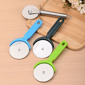 Multifunctional Roller Stainless Steel <b>Plastic</b> Handle Pizza Cutter Round Pastry Cutting Knife Kitchen Tools - Product Image 3