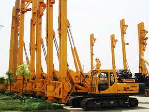 เครื่องเจาะไฮดรอลิกแบบโรตารี่ XR220D/II 325 สำหรับงานเจาะแบบหมุนเวียนโดยตรง - Product Image 3