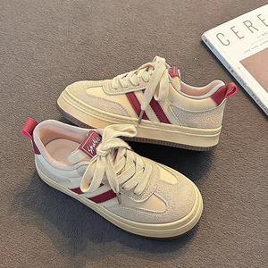 Chaussures de sport rétro pour femmes à semelle épaisse, style allemand, avec empeigne en cuir, collection automne, durables, style universitaire, pour loisirs et sport - Product Image 3