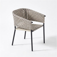 Silla de Jardín Moderna de Ratán Tejido Plano YORLLA, Sillón con Brazos de Aluminio Negro para Hotel, Patio, Comedor al Aire Libre, Resistente a la Intemperie