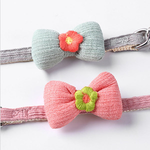 Lindo Collar de Gato con Lazo, Tamaño Mediano, Poliéster, Diseño Sólido, Ecológico, Duradero, Ajustable, Precio Económico - Product Image 2