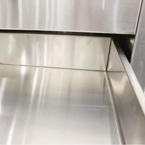 Armoire <span class=keywords><strong>de</strong></span> rangement à grand espace en acier inoxydable robuste, finition polie, 3 niveaux, tiroirs à droite, équipement <span class=keywords><strong>de</strong></span> <span class=keywords><strong>cuisine</strong></span> commerciale - Product Image 2