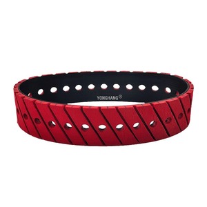 Bande transporteuse en caoutchouc plate Yonghang avec perforation personnalisable pour applications d'alimentation - Product Image 1