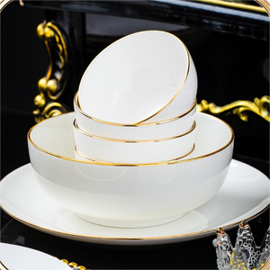 Ensemble <span class=keywords><strong>complet</strong></span> de <span class=keywords><strong>vaisselle</strong></span> carrée en céramique blanche et dorée de luxe à haute température peinte à l'or - Product Image 3