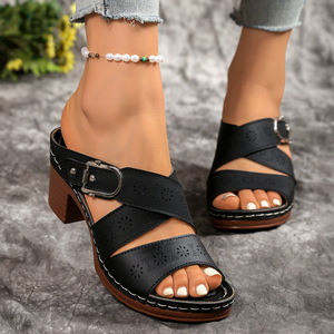 รองเท้าแตะรัดส้นแบบไขว้สำหรับฤดูร้อน ส้นกลาง สำหรับผู้หญิง รุ่นใหม่ล่าสุด แฟชั่นเปิดนิ้วเท้า รองเท้าสไตล์โรมัน ไซส์ใหญ่พิเศษ 43 - Product Image 2