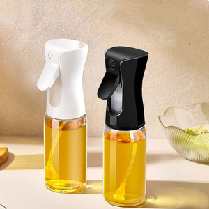 200ml di plastica <span class=keywords><strong>olio</strong></span> Spray <span class=keywords><strong>per</strong></span> cucina <span class=keywords><strong>ad</strong></span> uso domestico <span class=keywords><strong>friggitrice</strong></span> cucina automatizzare l'utilizzo di cottura della bottiglia di <span class=keywords><strong>olio</strong></span> di cottura - Product Image 3