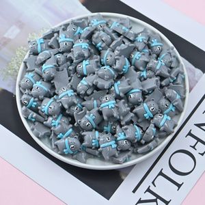 Phim Hoạt Hình Nhựa Mô Phỏng Màu Xám Gấu DIY Handmade Kem Keo Điện Thoại Di Động Vỏ Phụ Kiện Thân Thiện Với Môi Bán Buôn Tủ Lạnh Nam Châm - Product Image 2