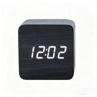 Horloge de table intelligente en bois avec affichage numérique LED, veilleuse, réveil pour chambre à coucher, maison, bureau