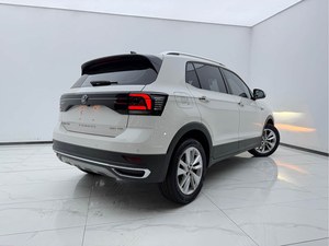 <span class=keywords><strong>VW</strong></span> <span class=keywords><strong>T</strong></span>-<span class=keywords><strong>Cross</strong></span> 280TSI DSG SUV 1.4T Automatique Euro VI <span class=keywords><strong>2022</strong></span>, Conduite à Gauche, Intérieur Cuir Foncé, Caméra Arrière, Véhicule d'Occasion - Product Image 4