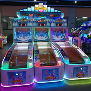 Máquina de Bolos Operada con Monedas, Máquina de Juego de Bolos de 3 Jugadores, Hecha de Plástico Resistente, Juego de Arcade de 3 Pistas <span class=keywords><strong>para</strong></span> Jugar en Interiores - Product Image 1
