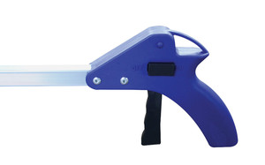 Dụng cụ nhặt rác 32 inch, cán nhôm, có kẹp túi - Product Image 5