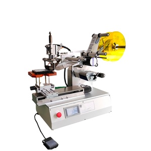 Machine d'étiquetage semi-automatique de bureau pour bouteilles plates, rondes et courbées, idéale pour les petites entreprises - Product Image 1