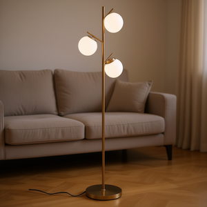 Lampadaire à 3 globes, base en laiton doré, LED E26, lumière blanc chaud doux, design minimaliste, usage résidentiel, avec interrupteur au pied, ampoule incluse - Product Image 2