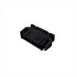 Conector Automotriz <span class=keywords><strong>de</strong></span> 6 Pines Hembra para Cableado <span class=keywords><strong>de</strong></span> Luces Eléctricas para Autos y Motores 7062-2.8-21 - Product Image 1