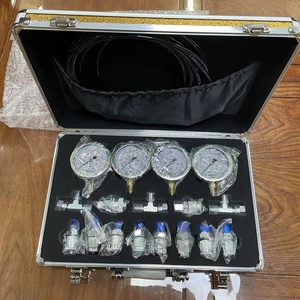 Kit de test de pression hydraulique portable pour excavatrice avec 4 manomètres - Product Image 3