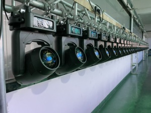 Luz Led <span class=keywords><strong>de</strong></span> escenario profesional para Dj, cabezal móvil, Zoom, barato, China - Product Image 6