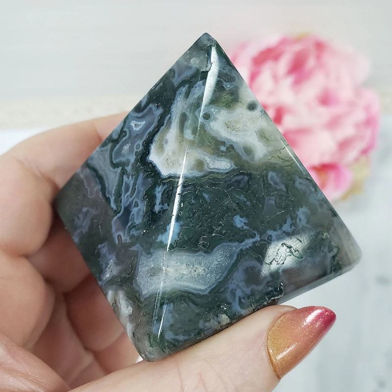 Mint moss agate Pyramid