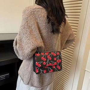 Bolso bandolera pequeño de nailon impermeable con logotipo personalizado, bolso de hombro de moda para mujer, proveedor B2B - Product Image 4