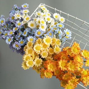 Bouquet de marguerites artificielles West Lake Butterfly, 30 têtes, fleurs en soie, décoration de mariage et de maison, 10cm-30cm, blanc laiteux, jaune - Product Image 2
