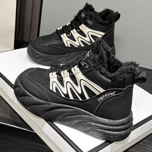 Chaussures de sport décontractées en peluche pour femmes, nouvelle mode automne-hiver, confortables et chaudes, style baskets de marche - Product Image 2