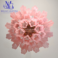 Lustre vintage médiéval français, suspension en tubes de verre texturé rose superposés, luxe pour villa, salon, salle à manger, chambre