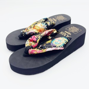 Womens Wedge Heel Flip Flops Floral Fabric Strap Thick Sole Elevated <b>Summer</b> Outdoor Fashion Beach <b>Slippers</b> - Product Image 1