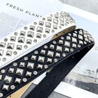 Ceinture cloutée personnalisable en alliage avec boucle à plaque style Western Cowboy vintage, design croix gothique, strass, style punk motard et mode décontractée