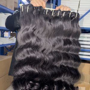 Extensions de Cheveux 100% Vierges à Cuticules Alignées, Perruques de Cheveux Humains Vietnamiens Bruts en Lots Noirs pour Femmes - Product Image 1