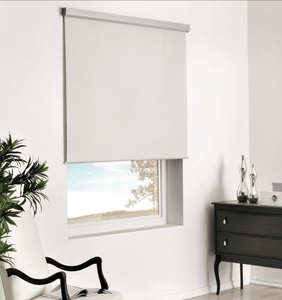 Stores enrouleurs motorisés pour maison intelligente |   Stores occultants et filtrants à 100 % avec options de commande automatique par télécommande - Product Image 2