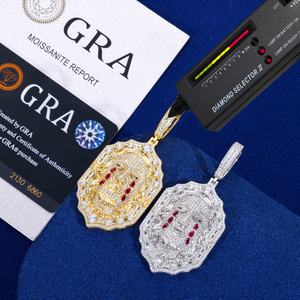 Gioielli Hip Hop di Alta Qualità, Ciondolo Medaglia Gesù Piangente Placcato Oro in Argento Sterling 925 con Moissanite Taglio Brillante VVS - Product Image 3