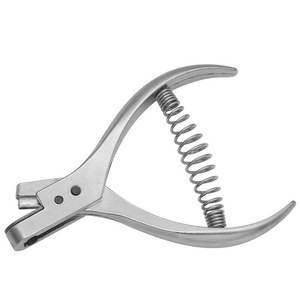 Pince à découper DY 45N à encoche en U pour la confection de patrons de vêtements et la découpe de ceintures - Product Image 2