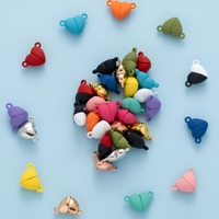 Fermoir magnétique en forme de cœur peint et coloré, boucle à pression magnétique en alliage en forme de cœur pour la fabrication de bijoux DIY (bracelets et colliers pour couples)