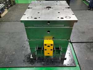 Gözlük ve Güneş Gözlüğü Kayak Gözlüğü Lensleri Optik Kalıp Çin için Çelik Plastik Enjeksiyon Kalıbı - Product Image 6