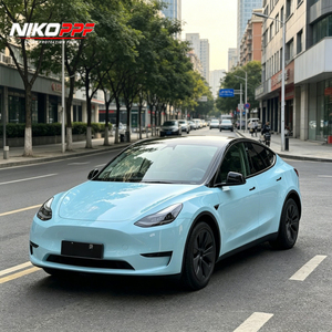 Película de Vinilo para Vehículos NIKO Film, Venta al por Mayor, Color Azul Glaciar, TPU, Adhesivo para Envolver Autos - Product Image 1