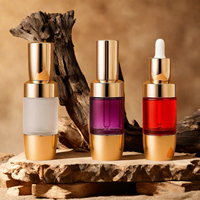 Vente en gros de flacons pompe en verre doré de 30 ml (1 oz) avec fond en plastique doré pour fond de teint, lotion, soins de la peau