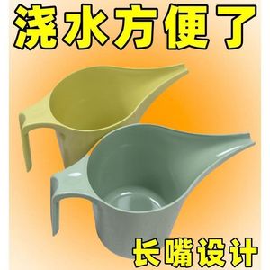 Arrosoir à long bec en plastique vert et jaune, durable pour une utilisation intérieure et extérieure - Product Image 5