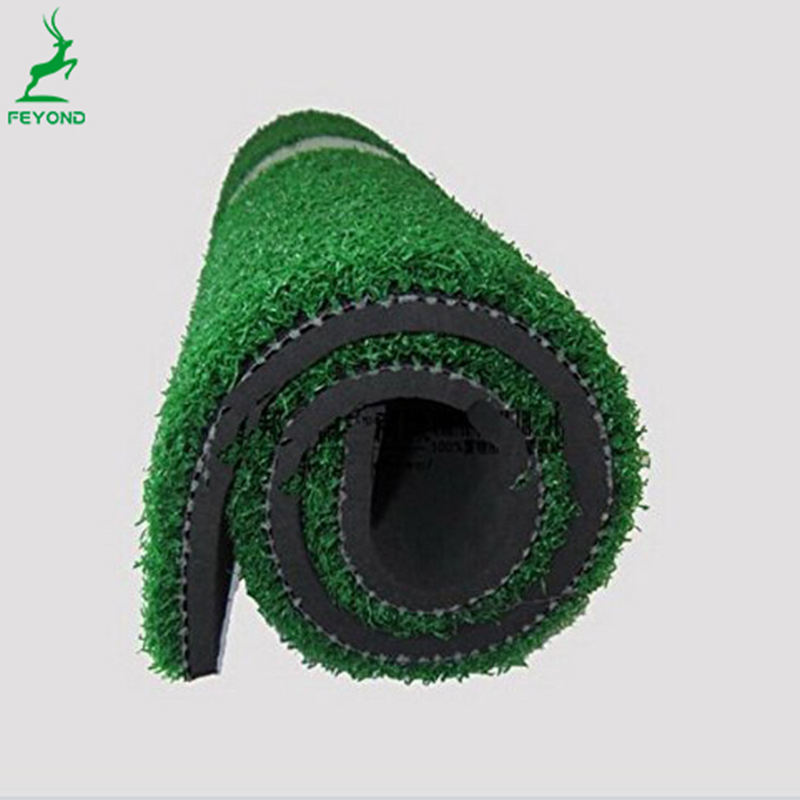 เสื่อช่วงการขับรถกอล์ฟ