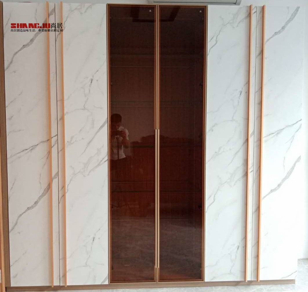 En bois Almirah Conçoit Dans Le Mur De la Chambre Armoire Garde-Robe Pas Cher Prix
