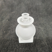 Flacon diffuseur de parfum luxueux en verre cristal texturé givré avec bouchon en verre assorti