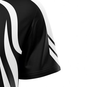 เสื้อฟุตบอลคลาสสิคสไตล์เรโทร แขนสั้น คอวี น้ำหนักเบา ใส่ได้ทั้งชายและหญิง สีดำขาว ทนทาน - Product Image 3